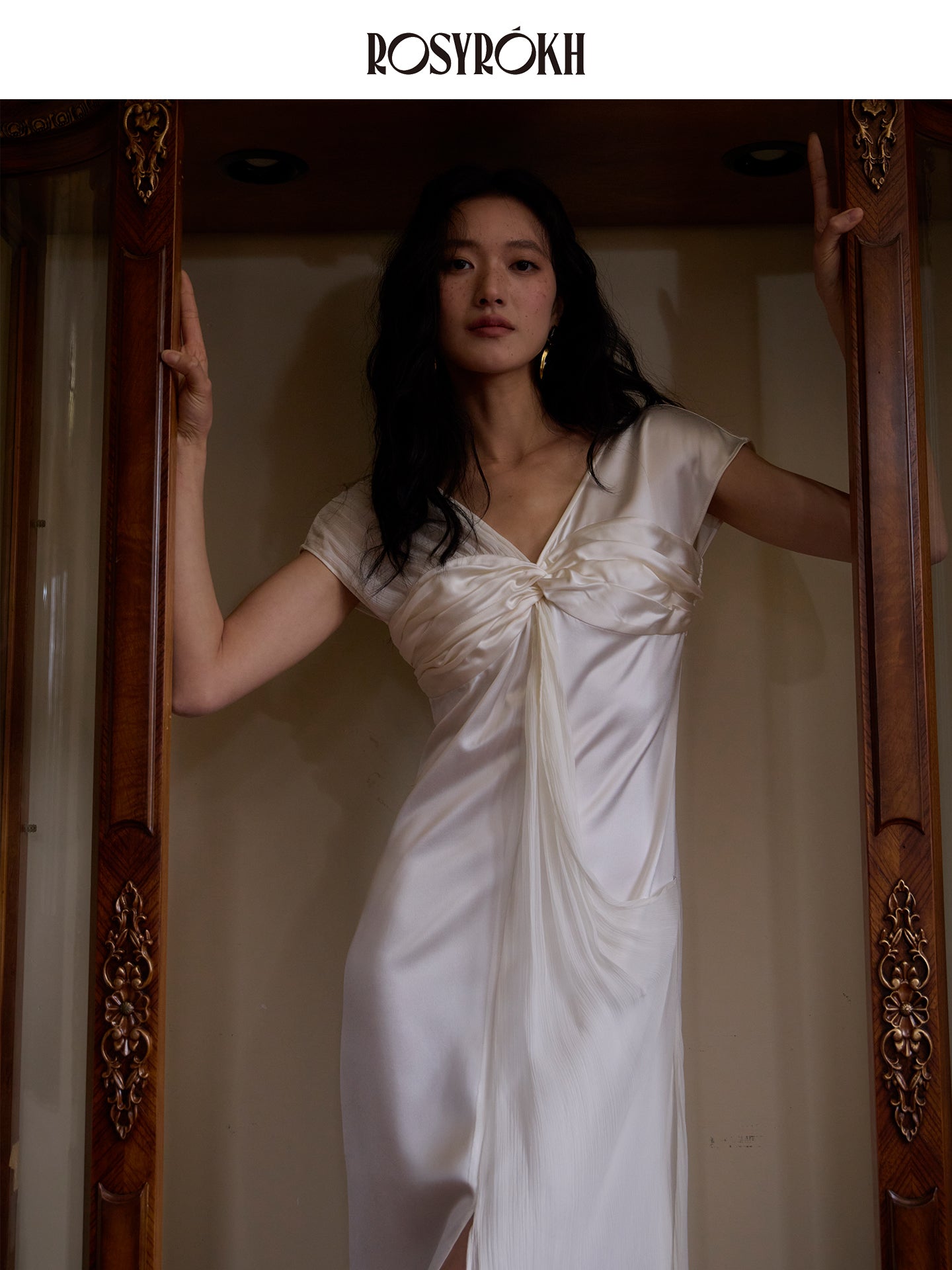 Silent Pleats & Poetical Light – Acetate Satin Pleated Skirt